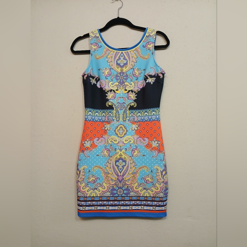 Peachpuff Paisley Mini Dress Size Medium